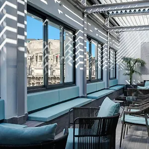 Hotel Iq, Milan